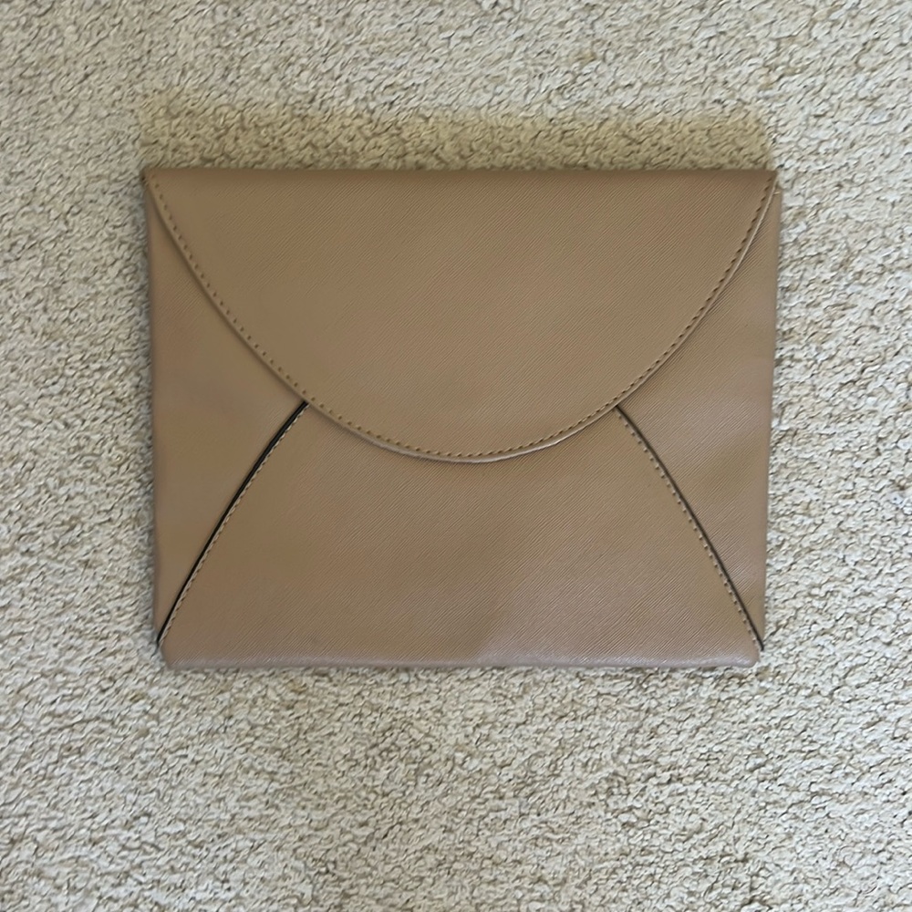Nude Envelope Purse
